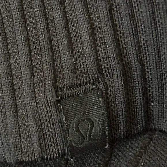 Lululemon Rest Less Pullover on long sleeve workout top in Black size 10 - Picture 9 of 9